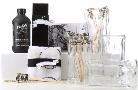 Black & White Bar